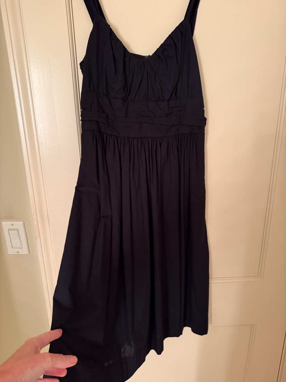 Vince Black Midi Sundress with Gathered Bodice, size 6 - Picture 6 of 6